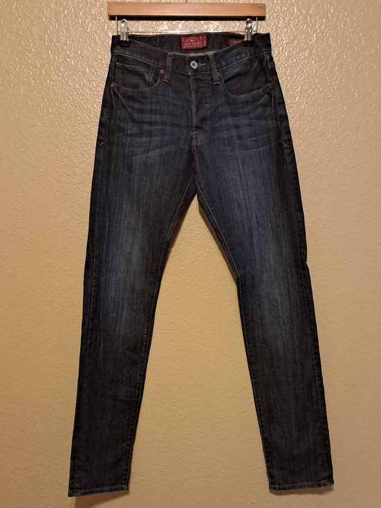 Lucky Brand Denim - Lucky Brand Women's Slim Straight Dark Indigo Jeans. Size 28.